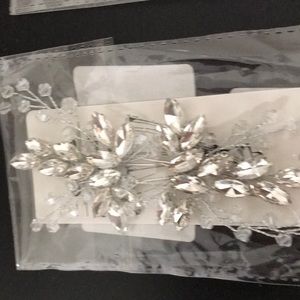 2 wedding hair pins NWT never worn/opened